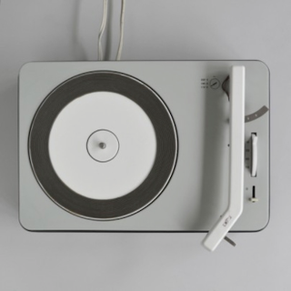 Illustration for article titled 10 Iconic Dieter Rams Designs From a Store That Sells His Classics